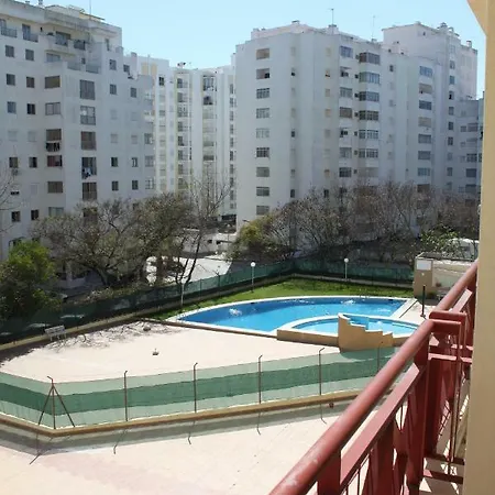 Edificio Caravela C Armacao de Pera